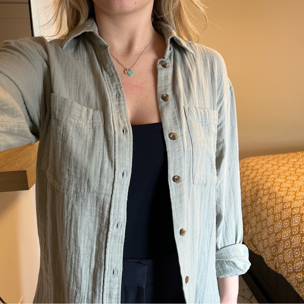 H&M button up - Sage green